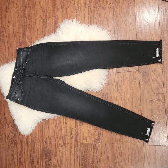 Kancan Worth It Black Skinny Jean's - Picture 3 of 7